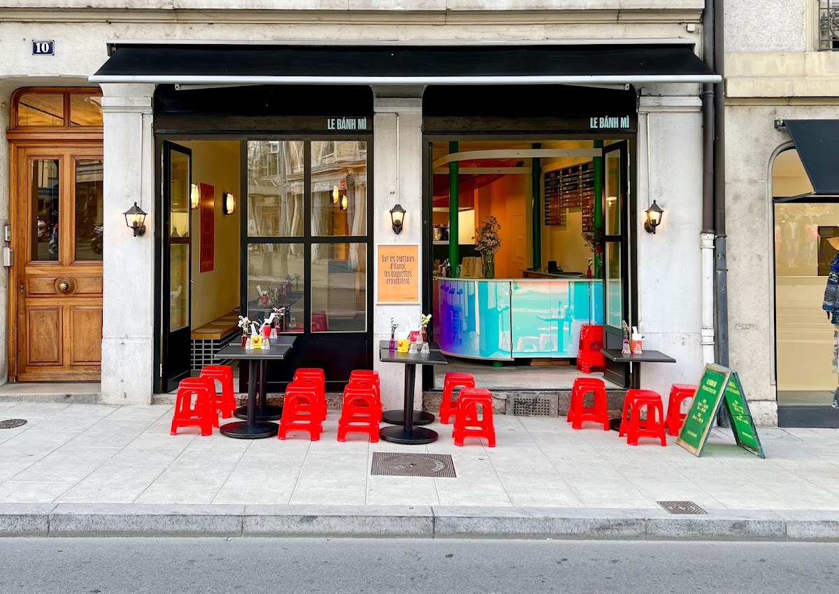 Le Bánh Mì